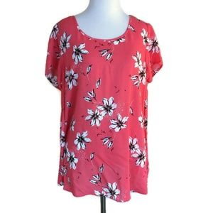 Torrid Size 00 M/L Pink Floral Shirt Top Open Back